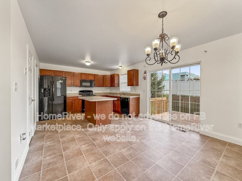 2513 Oakwood Lane - Photo 2 of 20