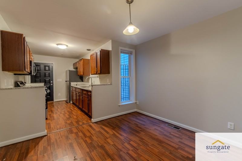 2410 E Fayette St - Photo 6 of 30