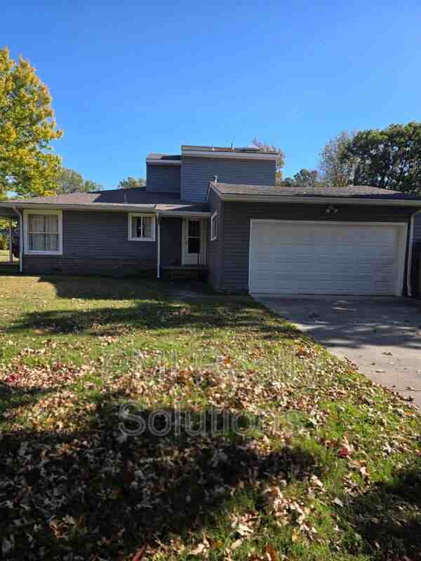 4506 East 38th Place South - Photo 3 of 26