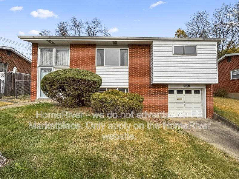 208 Walpole Dr - Photo 2 of 20