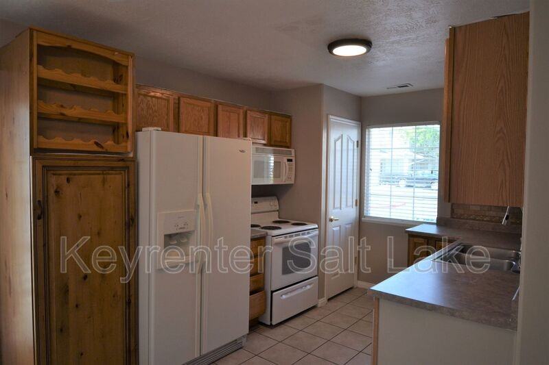 3712 S Raphael Ct #D - Photo 2 of 10