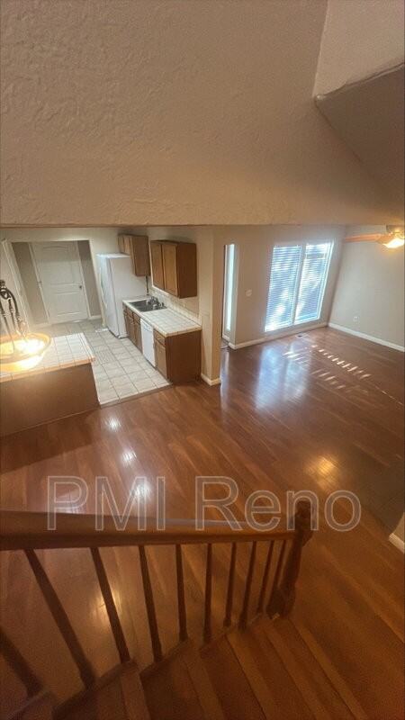 3963 Kings Row - Photo 2 of 23