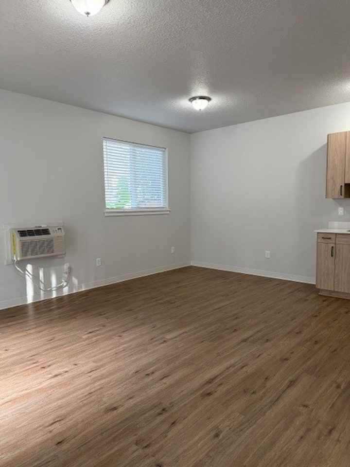 4209 Straw Drive North - Photo 2 of 23