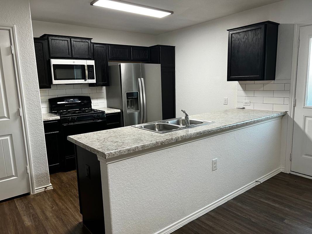 7002 Cozy Run - Photo 3 of 18