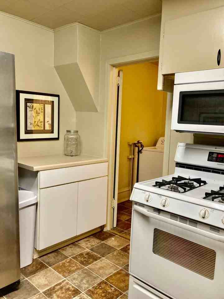 1217 1st Ave S - Photo 5 of 17