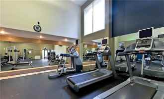 featured image of 5530 Owensmouth Ave