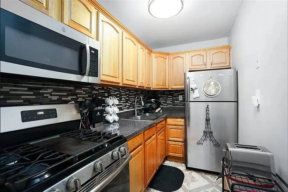 1655 Flatbush Ave - Photo 2 of 5