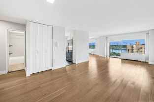 3333 Henry Hudson Pkwy - Photo 1 of 1