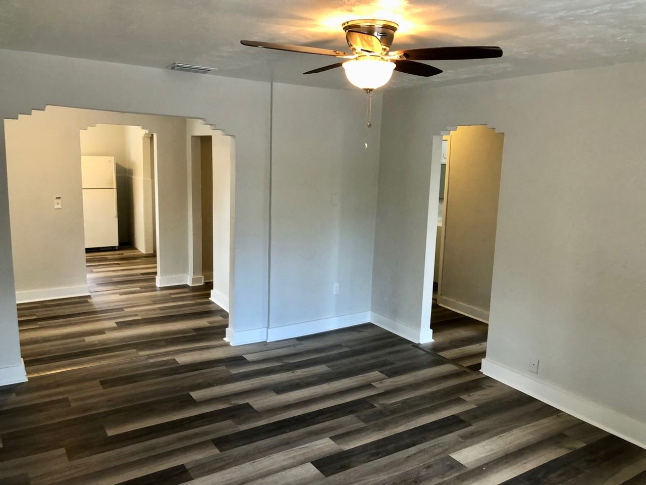 3201 N 15th St - Photo 4 of 17