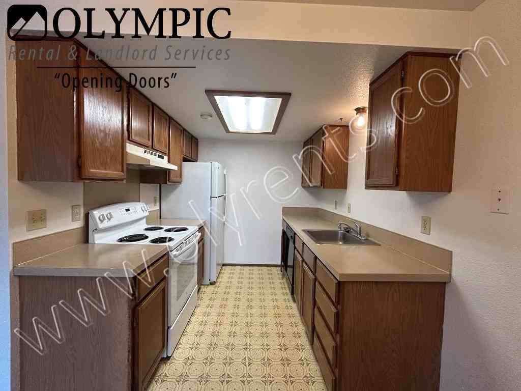 829 Israel Rd Sw - Photo 6 of 17