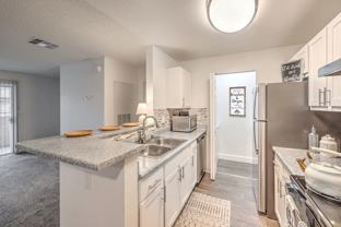 5701 W Rochelle Ave - Photo 1 of 1