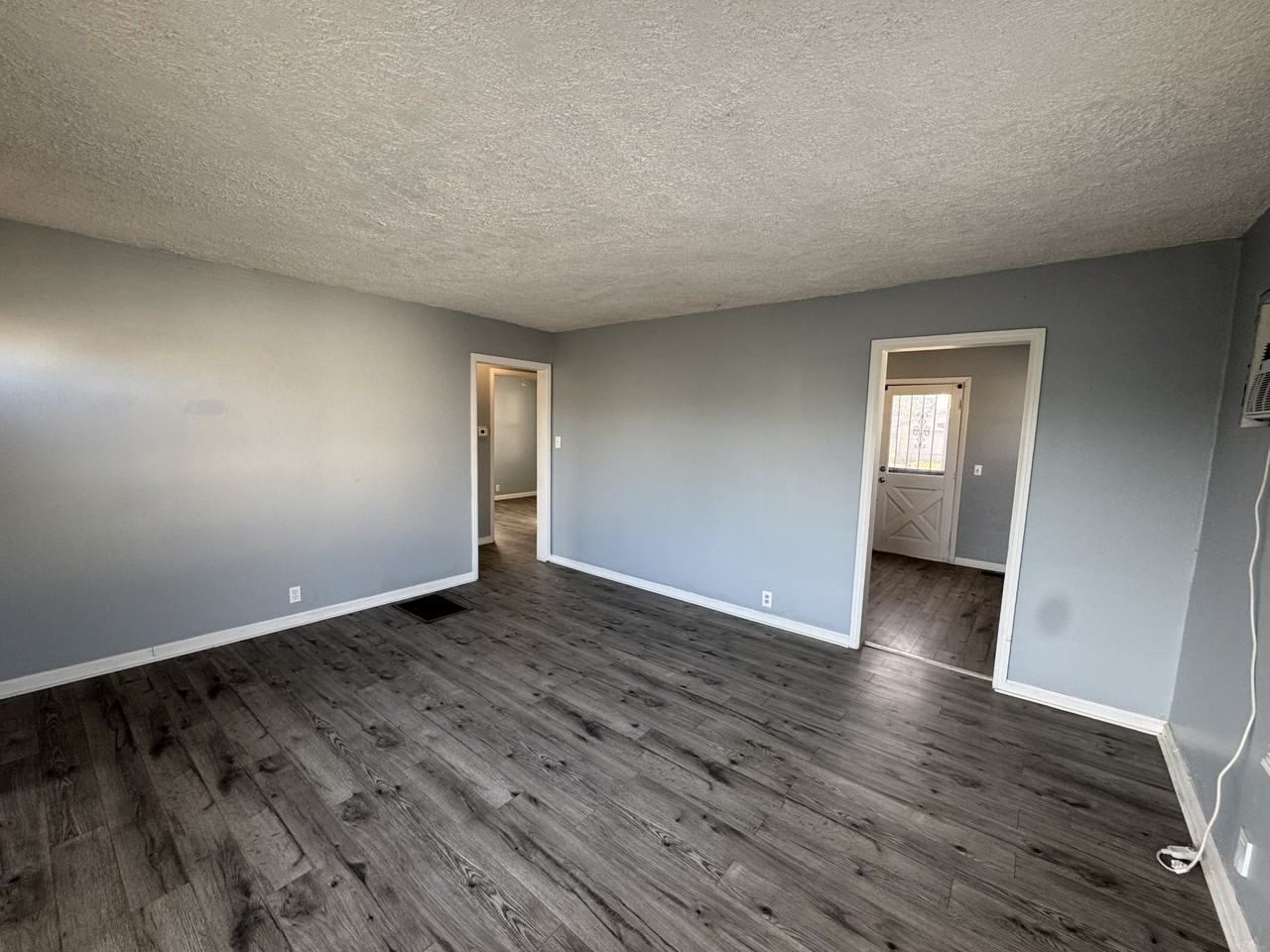 1802 Dawson St - Photo 3 of 18