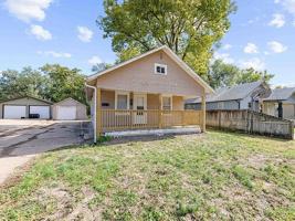 featured image of 805 Sheridan St