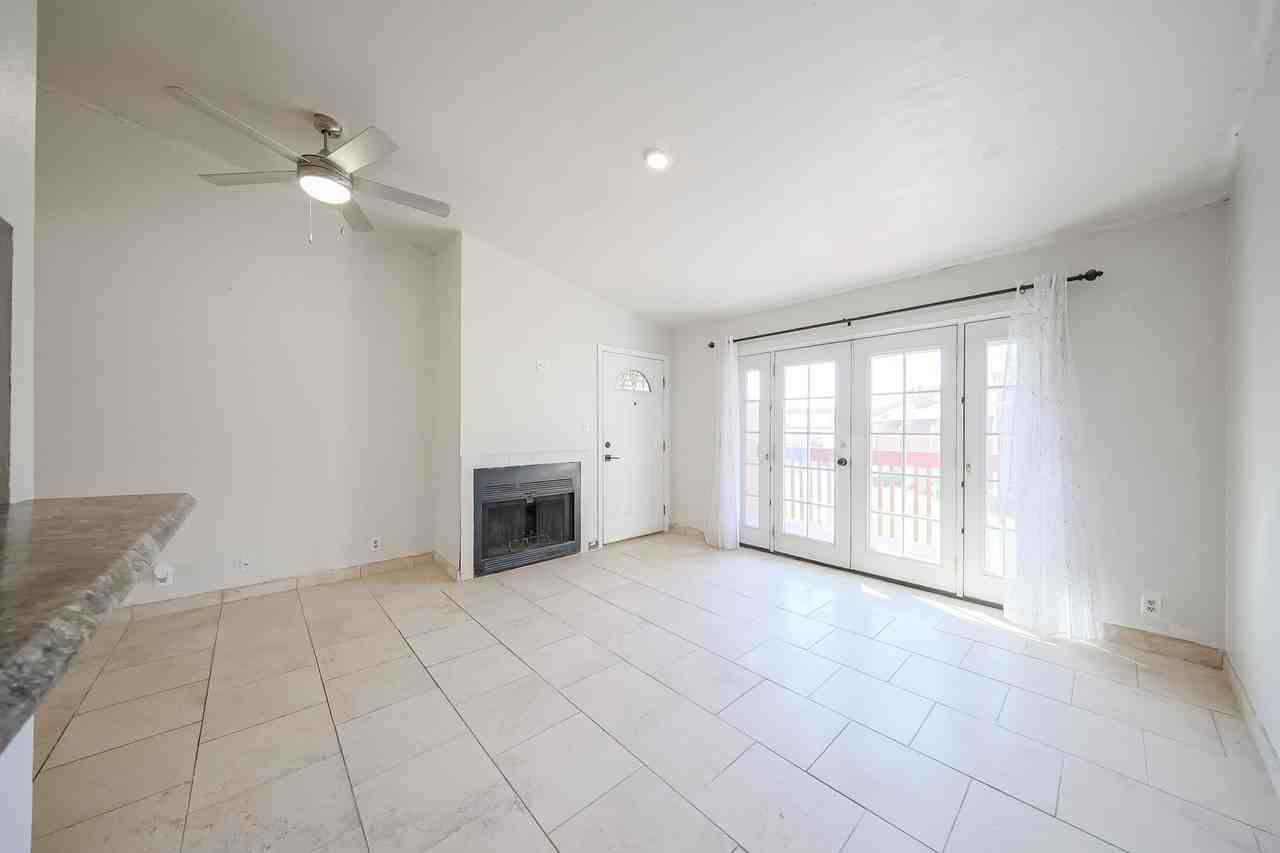 14203 N 19th Ave #2007 - Photo 6 of 18