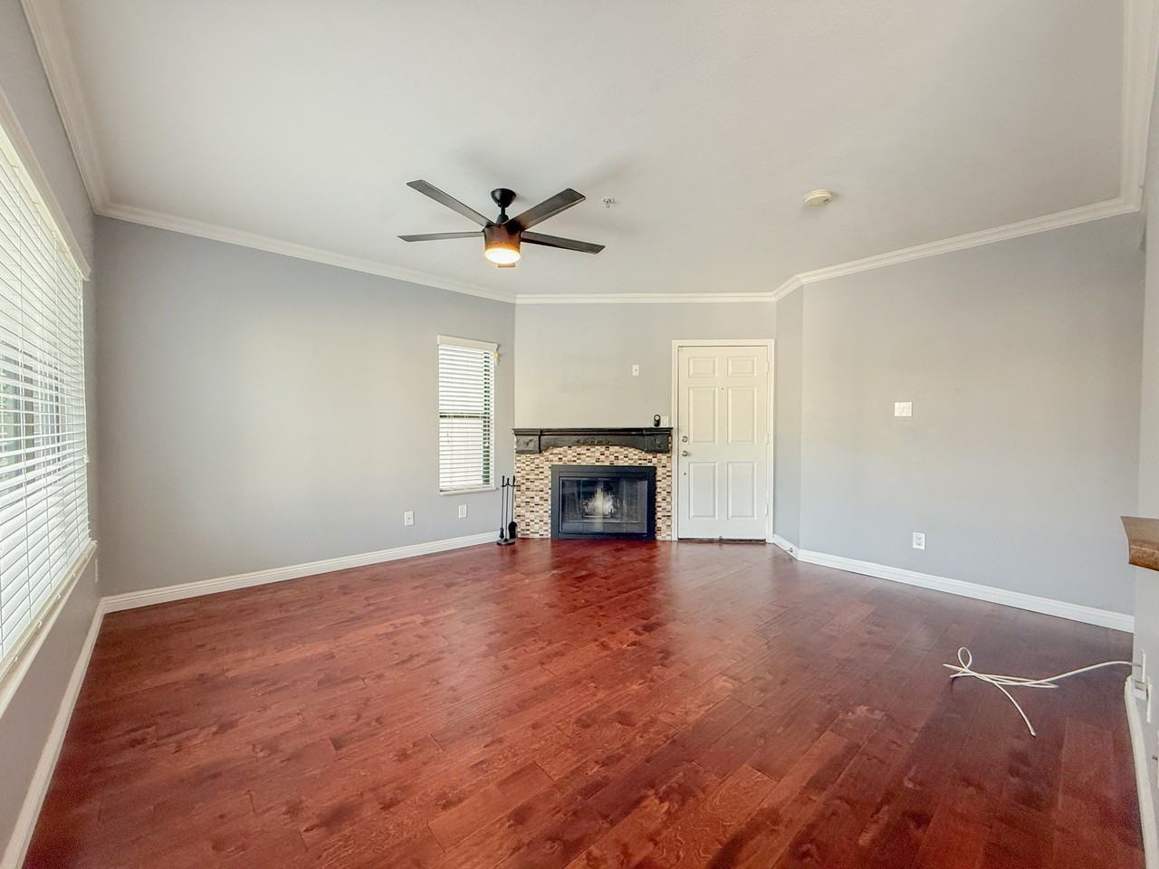 750 E Northern Ave #2030 - Photo 4 of 28