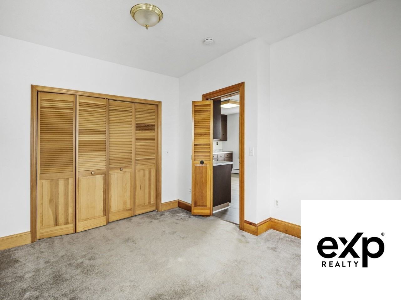 69 Stowers St #2 - Photo 3 of 17