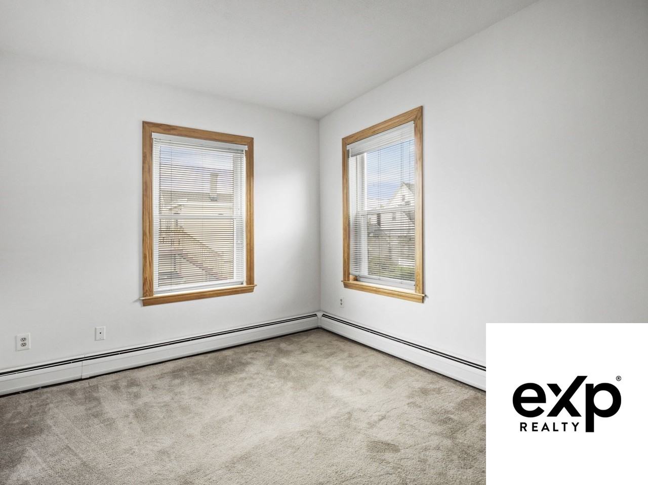 69 Stowers St #2 - Photo 5 of 17