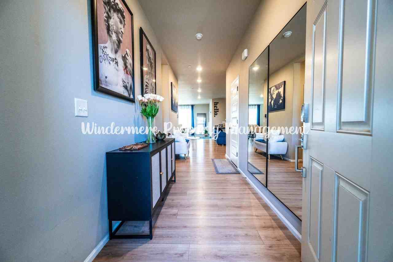 1159 Panoramic Loop - Photo 3 of 26