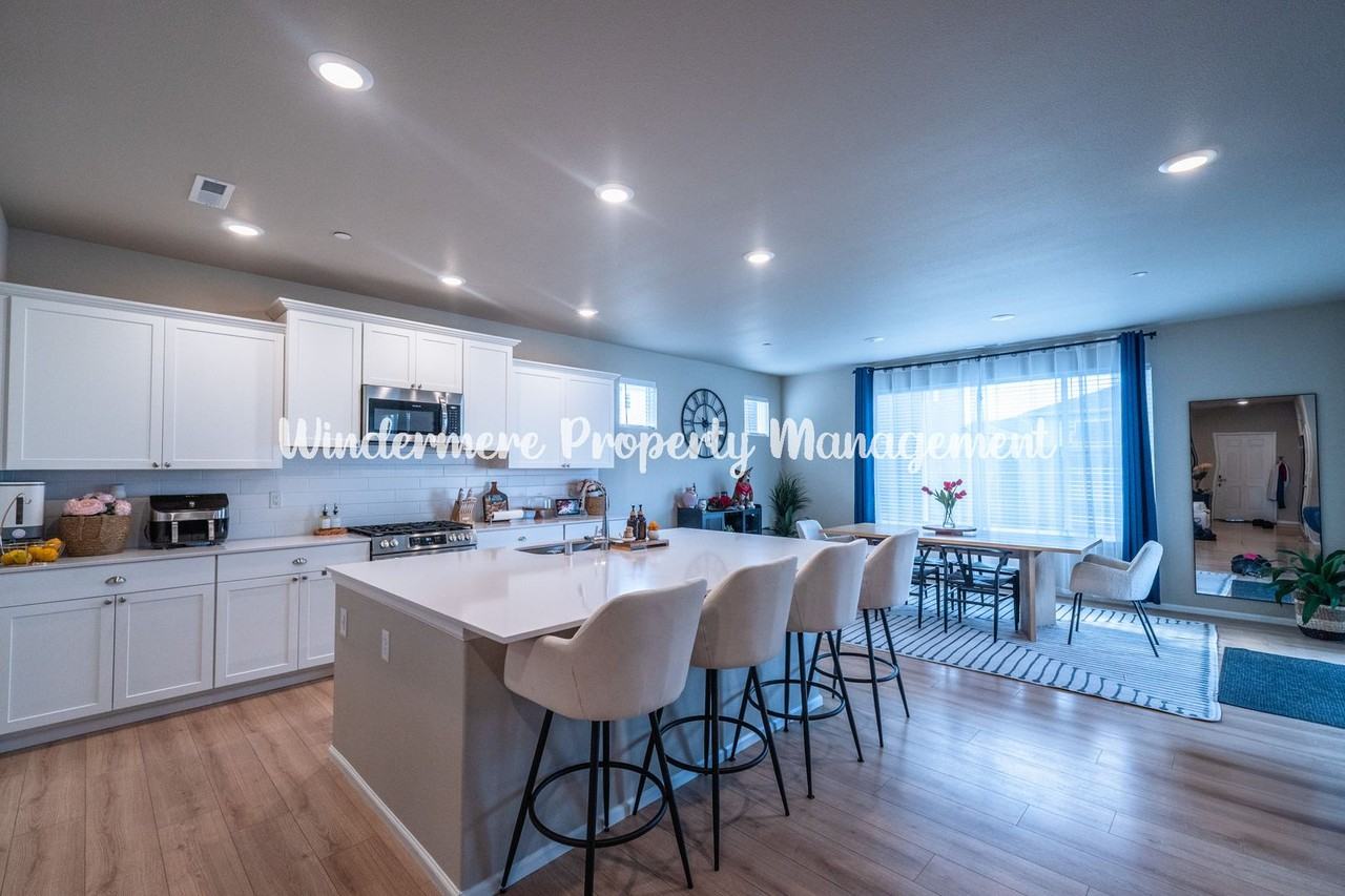 1159 Panoramic Loop - Photo 6 of 26