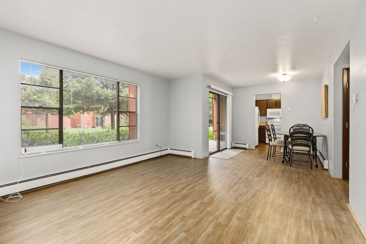 1625 W Elizabeth St - Photo 4 of 27