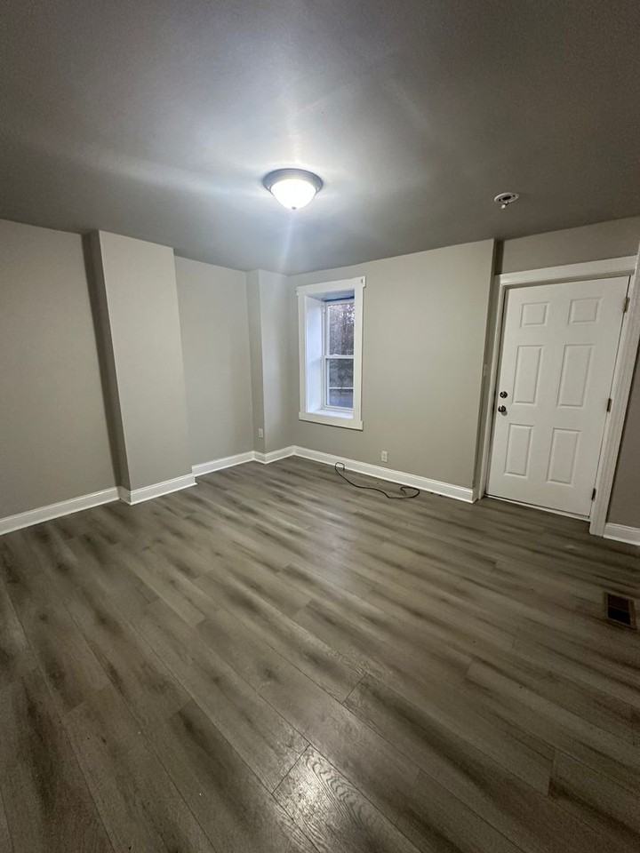 6505 Old Marshall Rd - Photo 3 of 9
