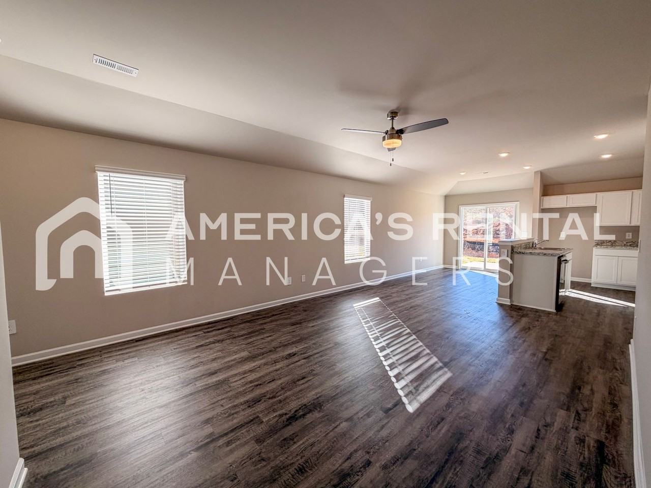 4124 White River Rd - Photo 6 of 24