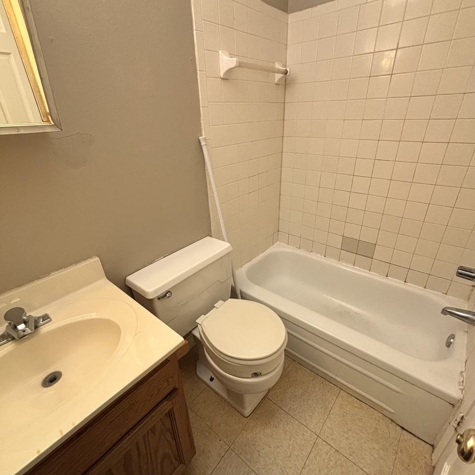 5712 Edson #3 - Photo 2 of 3