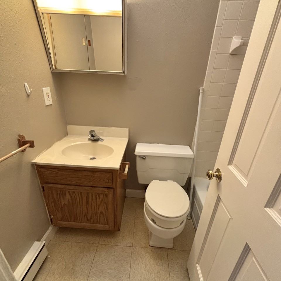 5712 Edson - Photo 7 of 11