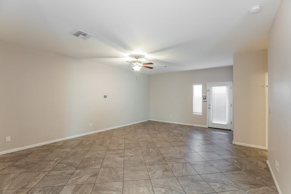 1829 W Minton St - Photo 6 of 17