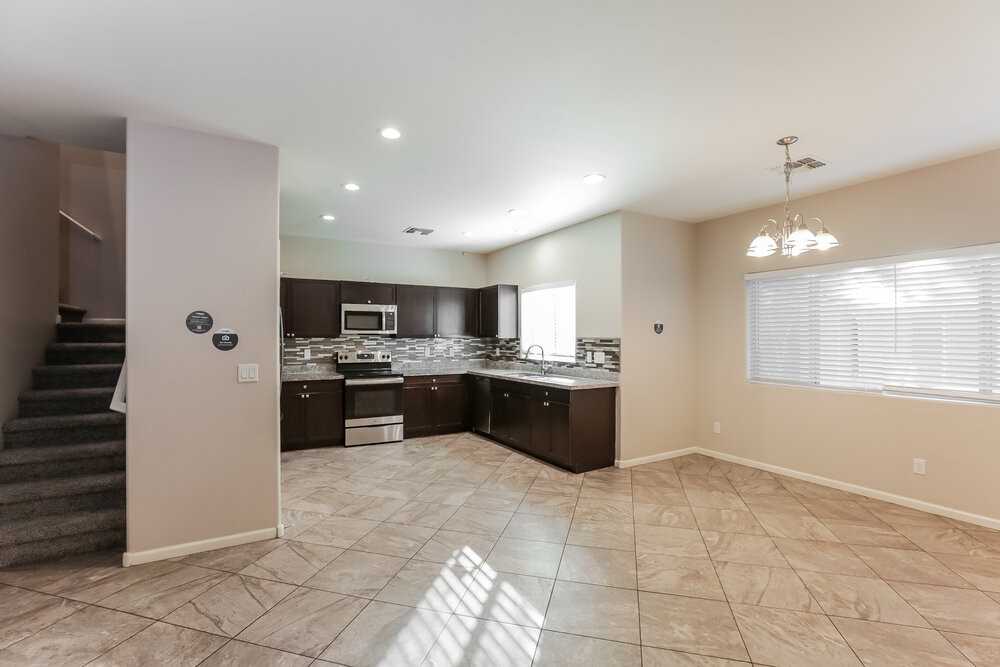 1829 W Minton St - Photo 7 of 17