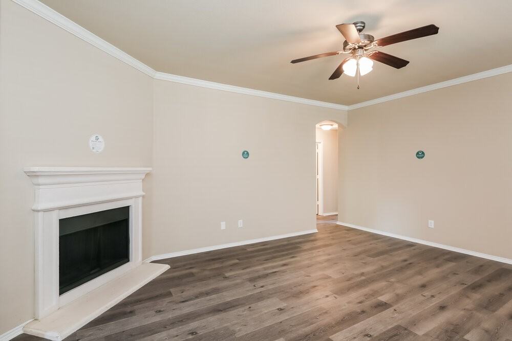 517 Pawnee St - Photo 4 of 16