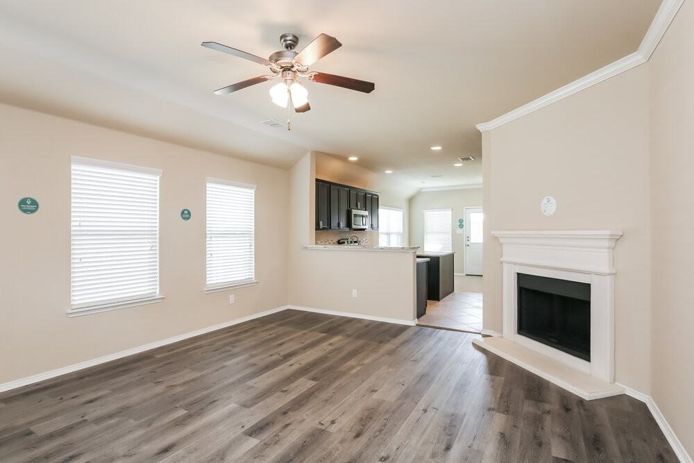 517 Pawnee St - Photo 5 of 16