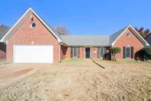 featured image of 7920 Wentworth Dr