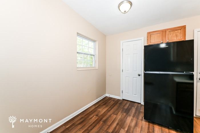 4932 Tallyho Ave - Photo 5 of 12