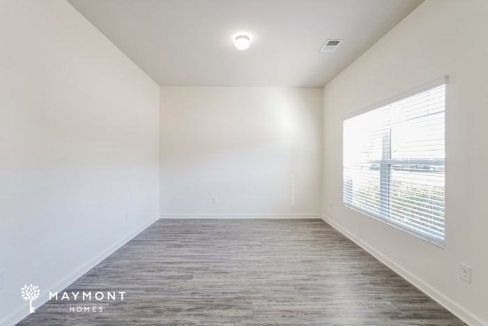 1320 Eldrick Ln - Photo 6 of 13