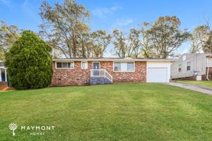 featured image of 311 E Dorchester Blvd