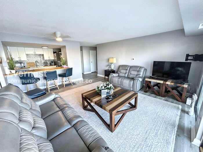 500 Pacific Ave #410 - Photo 4 of 16