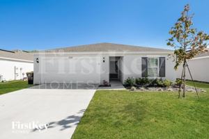 featured image of 208 Southern Breeze Loop