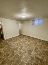 527 Gladstone Boulevard - Photo 1 of 1