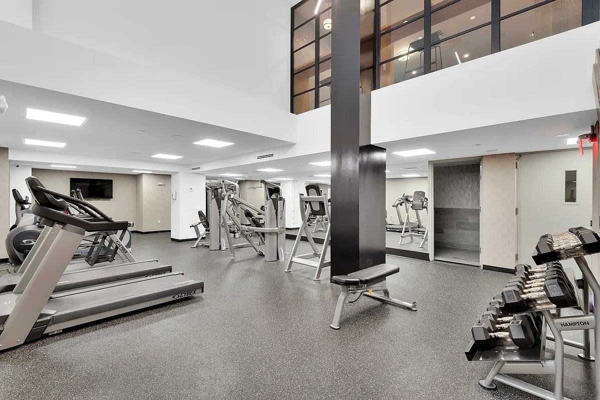 4122 24th St #9E - Photo 7 of 8