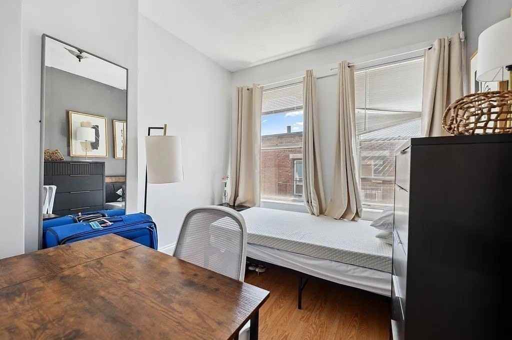 12 Foster 5A - Photo 6 of 9