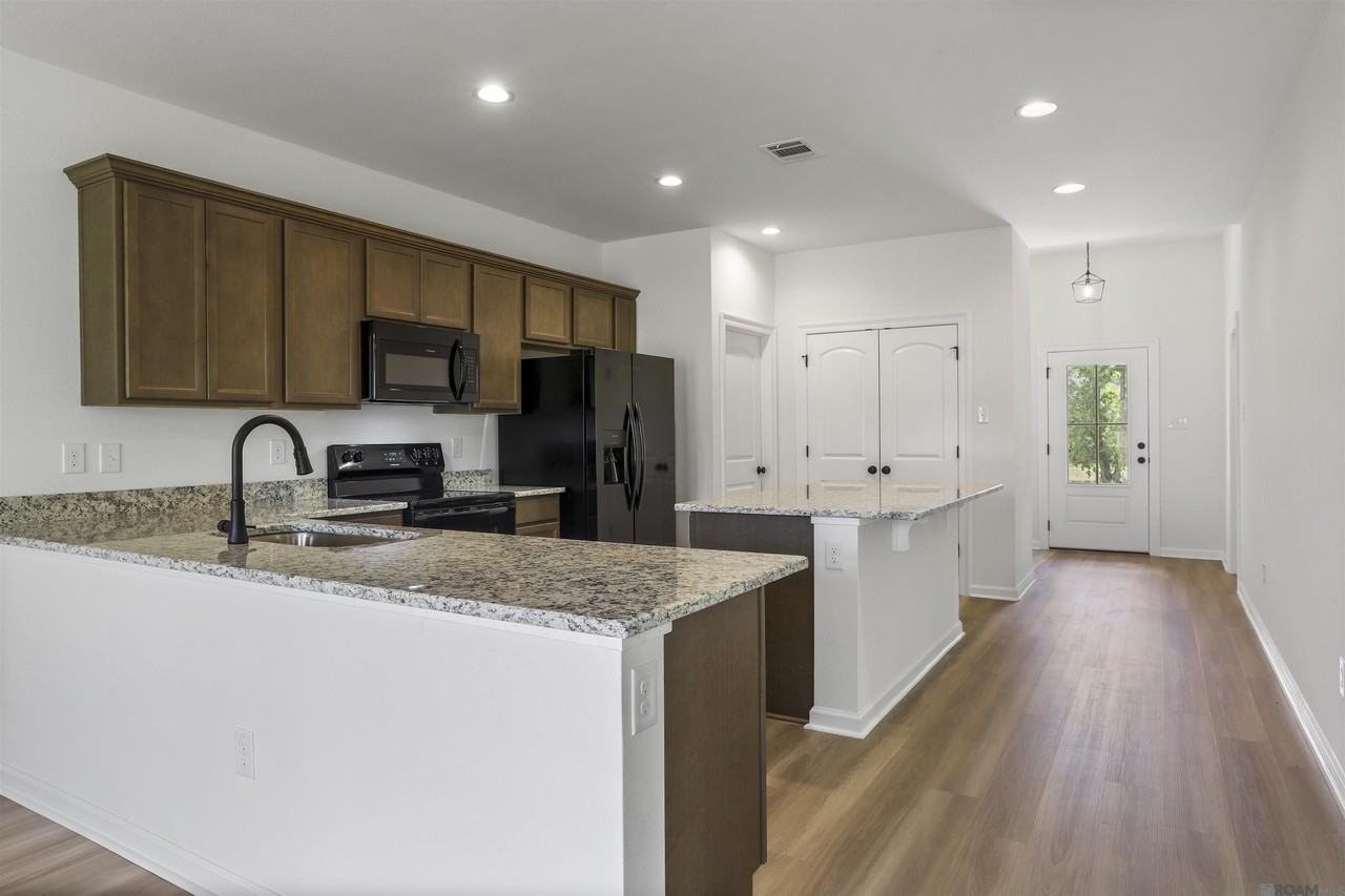 13615 Ball Park Rd - Photo 2 of 14