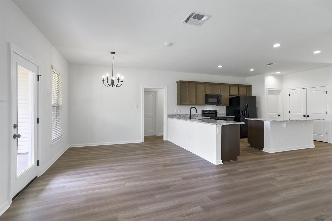 13615 Ball Park Rd - Photo 4 of 14