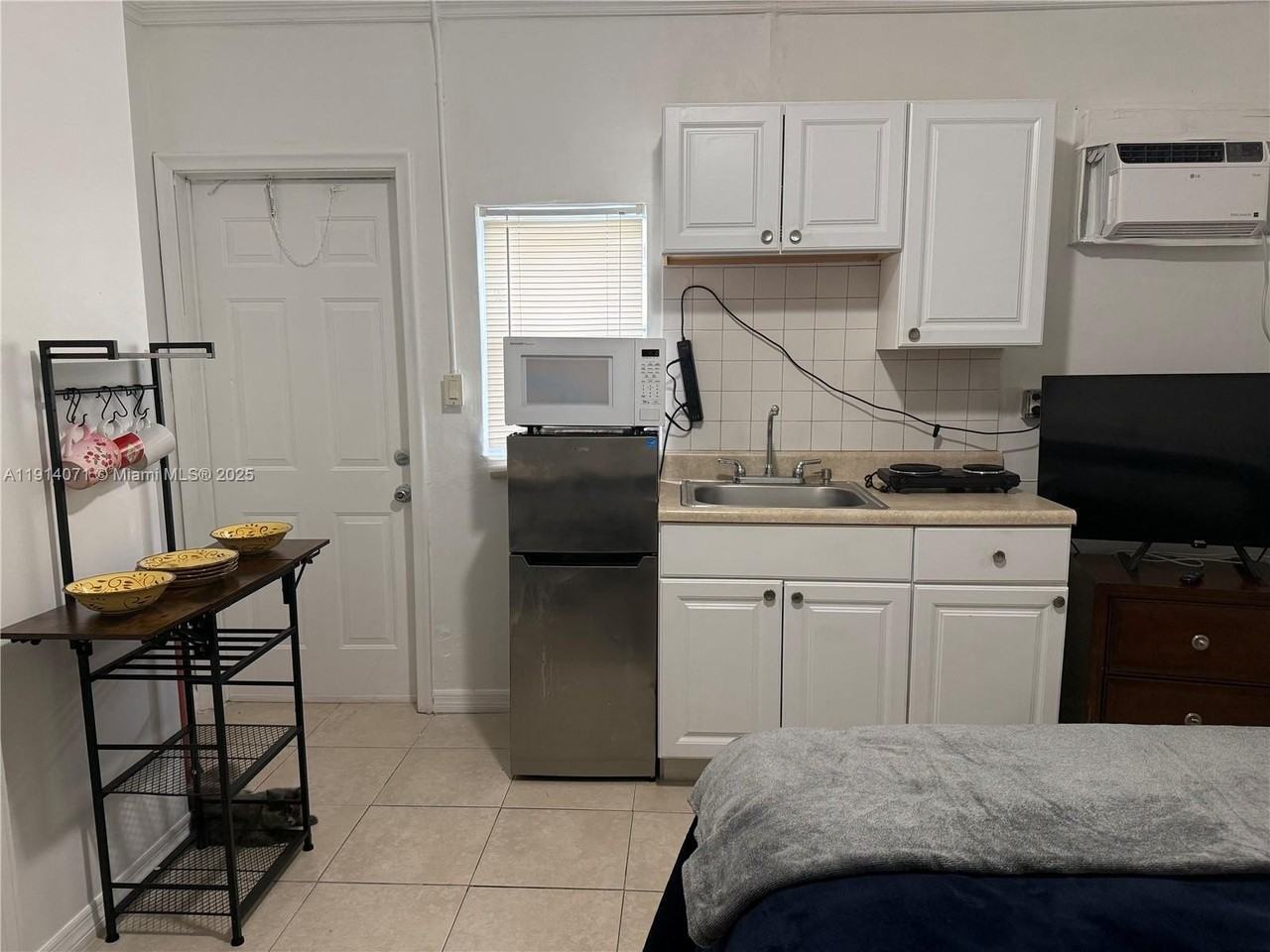 9331 Sw 166th St #0 - Photo 3 of 4