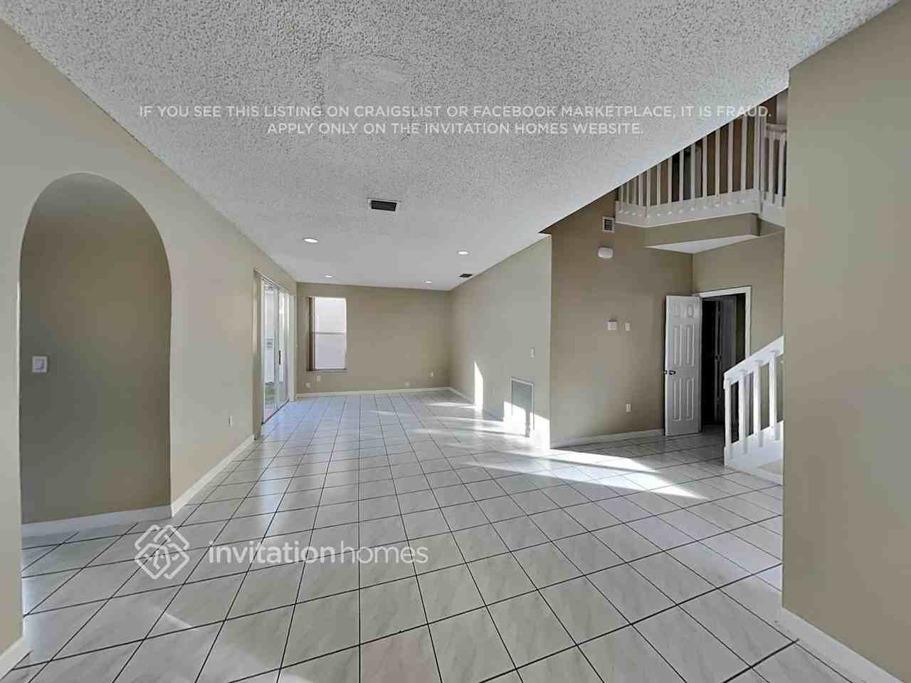 15648 Southwest 112th Drive - Photo 5 of 21