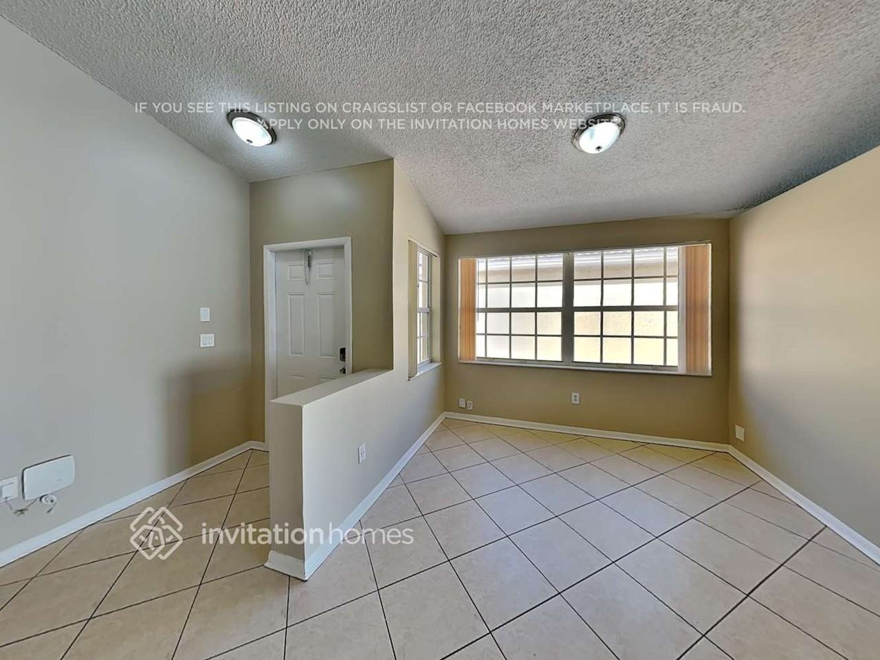 15745 Nw 16th Ct - Photo 3 of 18