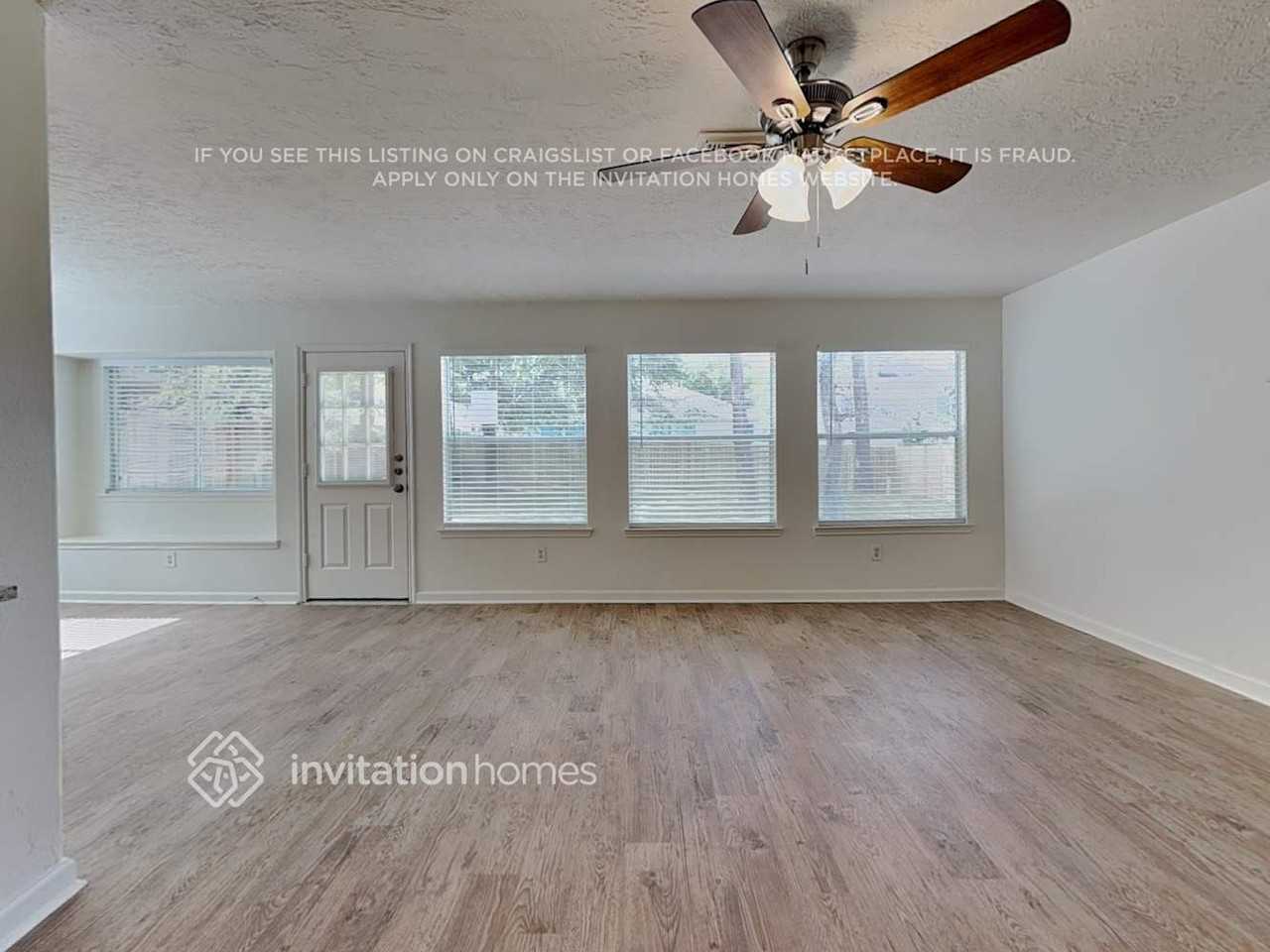 28631 Hidden Lake West - Photo 5 of 23