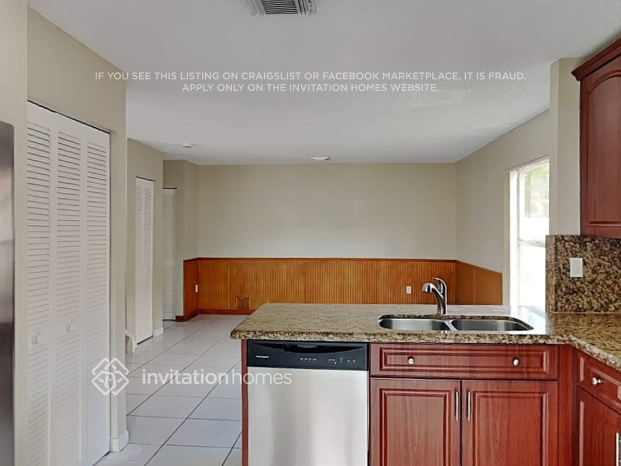 16554 Northwest 10th Street - Photo 7 of 23