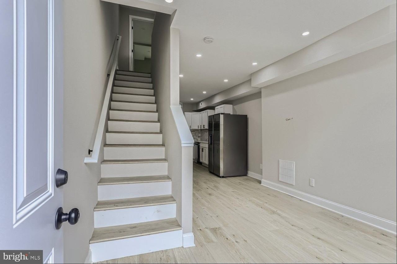 2829 Miles Ave - Photo 4 of 25