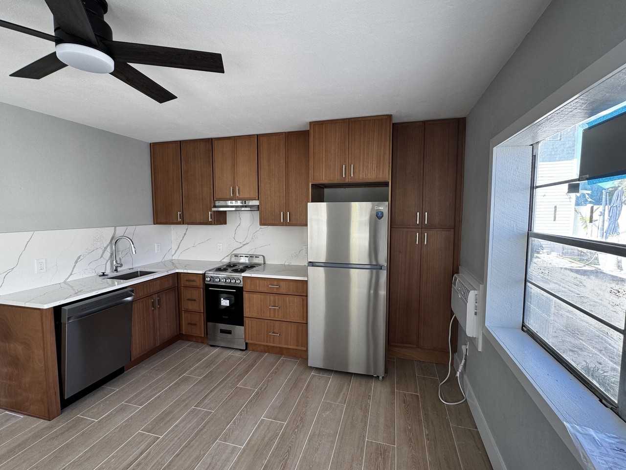 7797 West Gulf Boulevard #4 - Photo 4 of 10